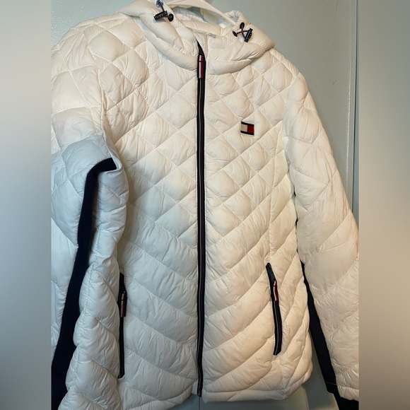 Women’s Tommy Hilfiger Coat - Picture 2 of 9